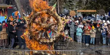 День Колодія у парку Шевченка: Затишна Зимова Святкувальна Вечірка