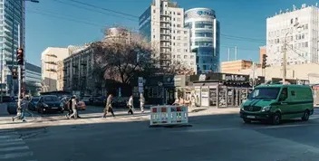 У Дніпрі з’явилася нова яма на перехресті Харківської та Липинського