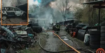 Пожежа на СТО у Дніпрі: над містом зранку піднялося сильне задимлення