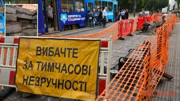 У Дніпрі на Соборній площі знову лагодять «віденську платформу»