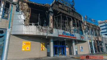 Наслідки ворожої атаки на ТЦ «Новий Континент» у Дніпрі: фоторепортаж