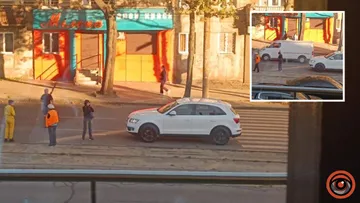 ДТП у Дніпрі: на проспекті Богдана Хмельницького Audi збила жінку на переході